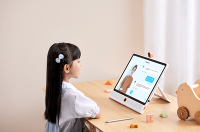 大模型落地学习机，讯飞LUMIE 10系列引领教育全面AI升级